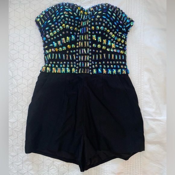 Guess romper size 2 - Picture 1 of 3